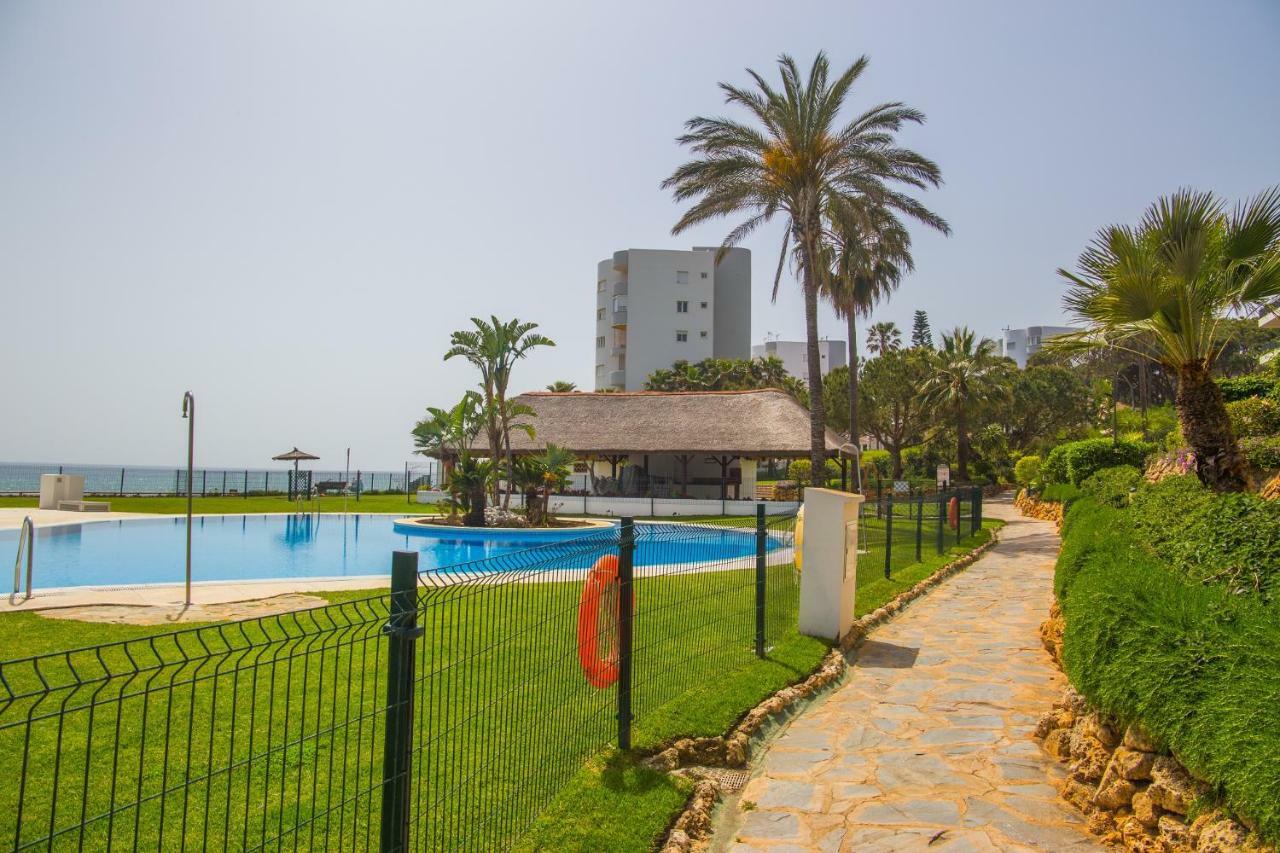 1Br Beachfront Complex - Mi Capricho Sitio de Calahonda Extérieur photo